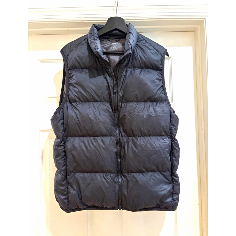 UNIQLO Ultra Light Down Black Puffer Vest Men's XL Full Zip Stand-Up Collar